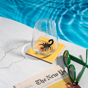 Scorpion drink glass, Black Emperor Scorpion cup, handmade glassware, wild life wine glass, table decor, water cup, insect decor,