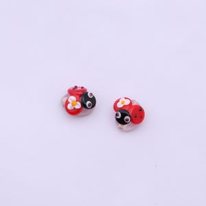 Murano Glass Ladybug Spacer Bead, Lampwork Flower Charm, DIY bracelet necklace making supplies, ladybird with daisy bead, insect earring