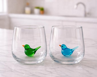 Cute Glass Bird Water Cup, Handmade Bird Inside Glass, Lampwork Bird Tumbler, Unique Glassware, Mother's Day Gift for Mom, Bird Lover Gift