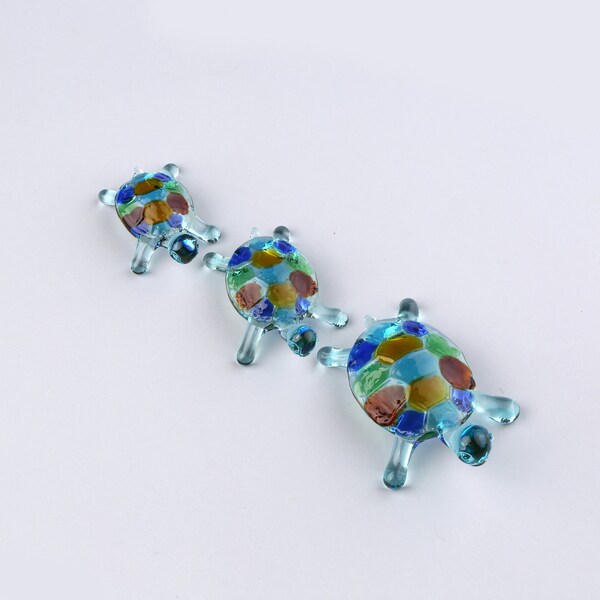 Sculpture en verre de Murano Rainbow Turtle, tortue décorative multicolore, figurine de tortue miniature au chalumeau, ornement en verre soufflé à la main,