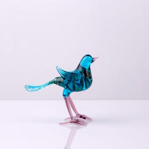 Art glass bird, Murano  bird ,blown glass colorful bird, little bird glass sculpture, miniature animals, bird collection, decorative figure