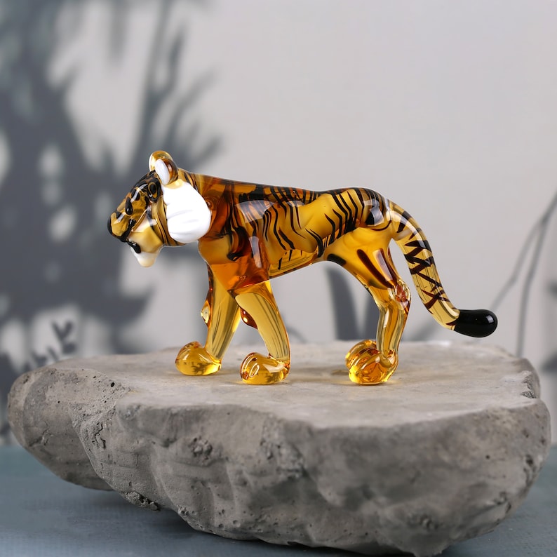 Art Glass Tiger Figurine, Lampwork tiger sculpture, miniature tiger, hand blown wild animal, collectible desk ornament, murano, gift for dad image 1