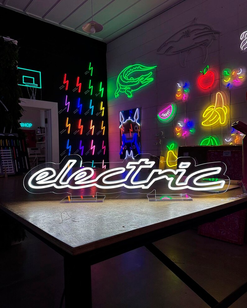 Custom Neon Sign in New York, NY - LED Neon Illuminated Text ...