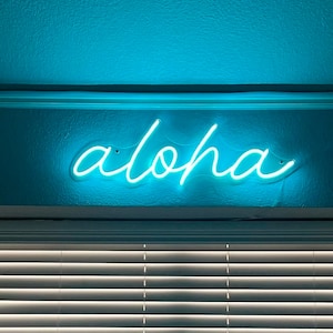Aloha in luci al neon - Insegna al neon LED personalizzata, testo illuminato in luci al neon, decorazioni di sfondo per feste hawaiane, parole di colore azzurro