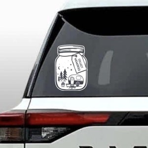 Calcomanía para autocaravana / Pequeño explorador a bordo / Recopilación de recuerdos / Calcomanía para auto al aire libre / Calcomanía de aventura / Calcomanía para acampar con árboles para remolques