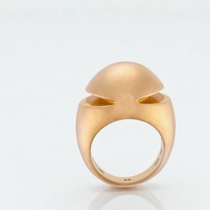 Bulgari Gold &quot;Cabochon&quot; Ring