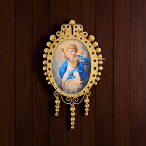 Broche colgante antiguo en miniatura