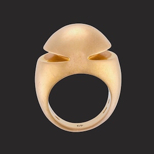 Bulgari Gold "Cabochon" Ring