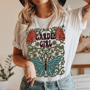 Flower Garden Butterfly Tshirt, Cottagecore Floral Botanical Shirt, Art Nouveau Hippie Nature Tee Gardening Lover Gift Oversized Boho Shirt