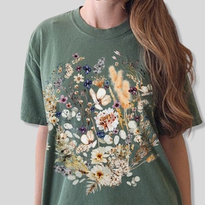 Pressed Flowers Comfort Colors Tshirt, Boho Wildflowers Cottagecore Shirt Vintage Botanical Tee Pastel Floral Nature Shirt Garden Lover Gift image 2