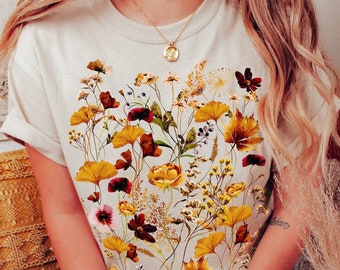 Pressed Flowers Tshirt, Boho Wildflowers Cottagecore Shirt, Oversized Vintage Botanical Tee, Pastel Floral Nature Shirt, Garden Lover Shirt