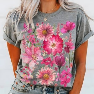 Pressed Flowers Tshirt, Boho Wildflowers Cottagecore Shirt, Oversized Vintage Botanical Tee, Pastel Floral Nature Shirt, Garden Lover Gift