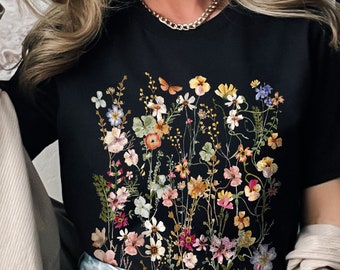 Pressed Flowers Tshirt, Boho Wildflowers Cottagecore Shirt, Oversized Vintage Botanical Tee, Pastel Floral Nature Shirt, Garden Lover Shirt
