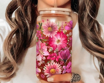 Vintage Daisy Glass Tumbler with Lid & Straw: Cottagecore Floral Cup