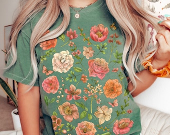 コンフォートカラーズ ワイルドフラワーTシャツ：ヴィンテージ ボヘミアン ボタニカルTシャツ