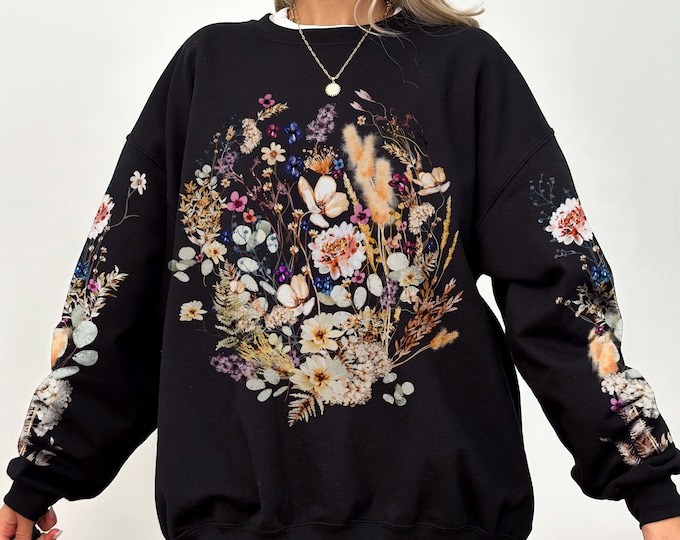 Vintage Pressed Flowers Sweatshirt, Boho Cottagecore Crewneck, Pastel Botanical Floral Pullover, Fairycore Oversized Wildflowers Sweatshirt