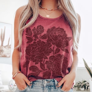 Vintage Linocut Flower Tank Top, Comfort Colors Peonies & Ranunculus Tee, Trendy Summer Tank Top, Block Print Floral Shirt, Cottagecore Tank Crimson