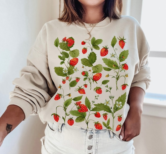Vintage Strawberry Sweatshirt: Cottagecore Botanical Pullover