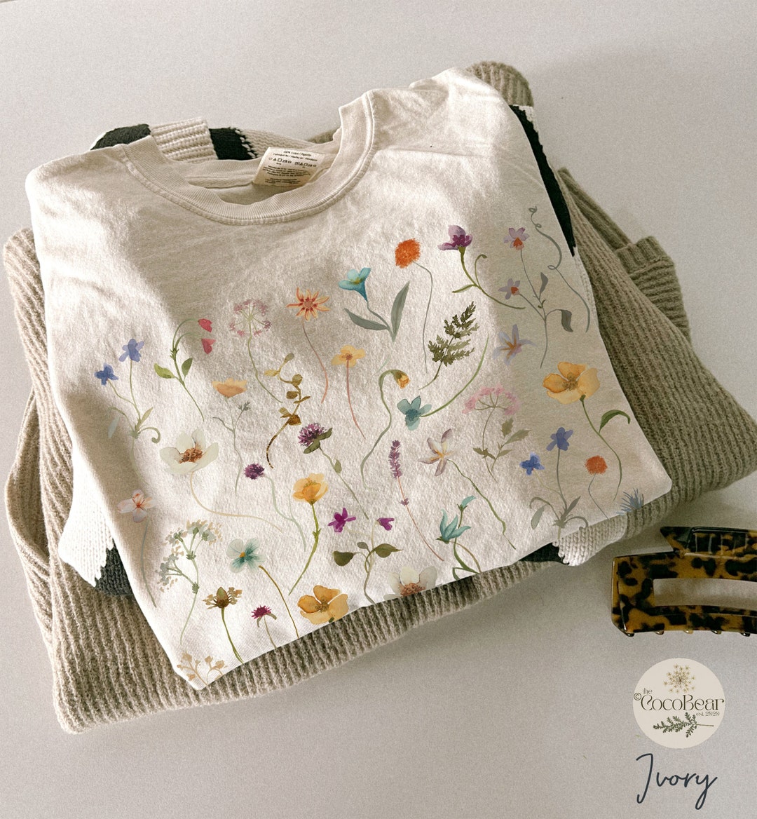 Pressed Flowers Vintage-Wash Graphic Tee