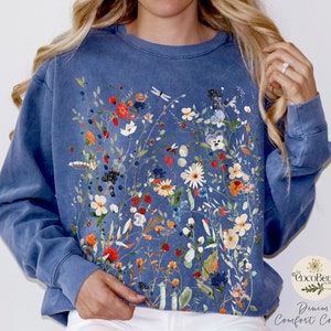 Vintage Pressed Flowers Sweatshirt Comfort Colors Boho Cottagecore Crewneck Garden Botanical Floral Pullover Fairycore Wildflowers Sweater