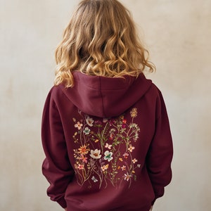 Pressed Flowers Youth Hooded Sweatshirt, Boho Cottagecore Pastel Botanical Floral Pullover Shirt Fairycore Girls Wildflowers Crewneck Hoodie Maroon