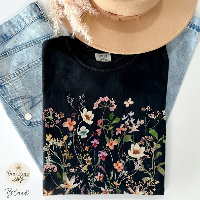 Gepresste Blumen Langarm-Shirt Komfort Farben Tshirt Wildblumen Cottagecore Botanische T-Shirt Pastell Floral Shirt Natur-Liebhaber-Garten Top Black