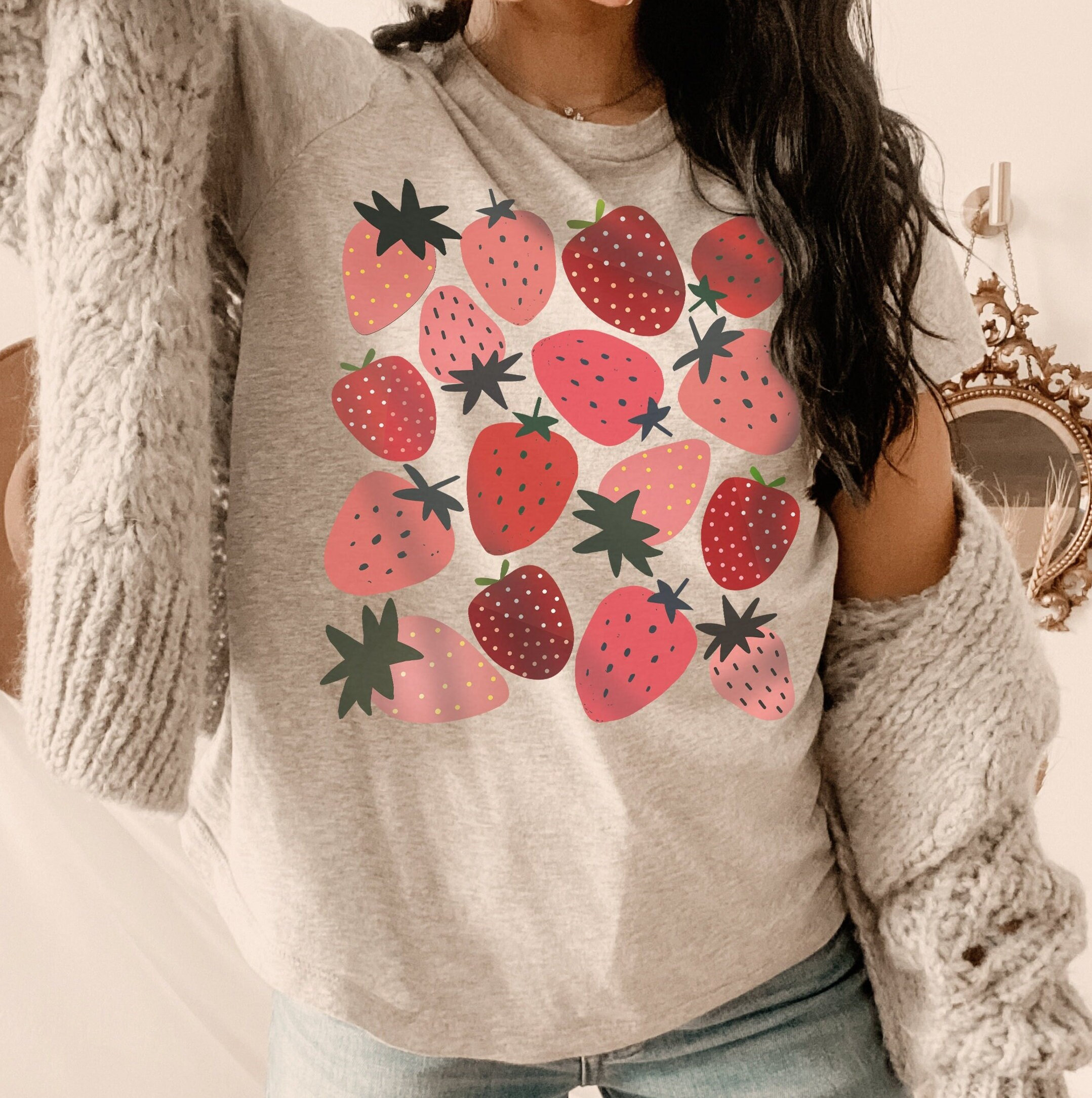 トップス strawberry Strawberry Shirt Strawberry Clothes Strawberry Top Garden