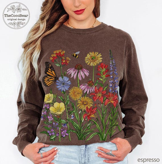 Comfort Colors® Wildflower Shirt, Long Sleeve Botanical Tee, Cottagecore Pressed Flowers Shirt, Boho Floral Cotton T-Shirt, Gift Gardener