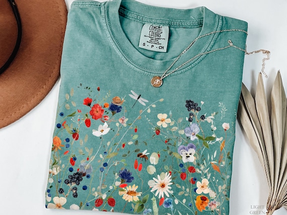 Vintage Botanical Floral Flower T-Shirt Vintage Botanical Floral Flower T-Shirt