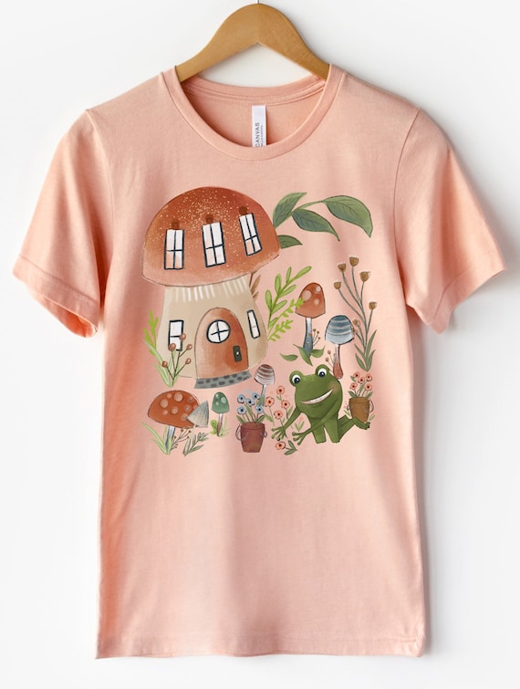 Cottagecore Frog Shirt Mushroom T-Shirt Aesthetic Tshirt Boho Cottage Core Tee Shirt Goblincore Clothing Forestcore Shirt Gift for Gardener