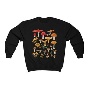 Forest Fungi Vintage Sweatshirt, Cottagecore Woodland Sweater, Nature Lover Oversized Crewneck, Mushroom Botanical Top, Foraging Pullover Black