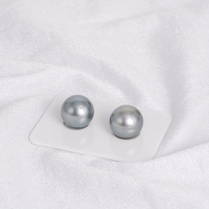 Silver Matched Pair - Round 13mm AAA/AA quality Tahitian Pearl