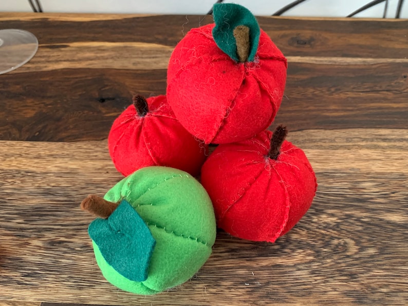 Felt food fruit 1 Apfel