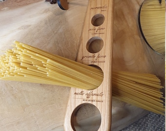 Spaghetti measure - kitchen accessories - pasta - spaghetti - cherry wood - Italian - gift - Christmas - Father&#39;s Day - Mother&#39;s Day - food-Italy
