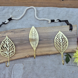 Wall coat rack in boho style made of cherry wood and 3 hooks, jacket hanger, coat rail, towel holder, unique piece, wood