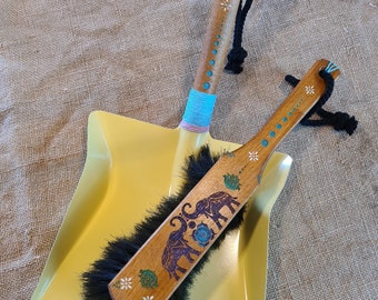Sweeping set - Broom - Hand brush - Gift to move in - Handmade - funny - Gift idea - Unique pieces - Wedding gift - personalized
