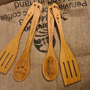 Set of 2 wooden spoons & pan turners made of cherry wood in a set - individual cooking spoons made of cherry wood - unique pieces - gift customizable