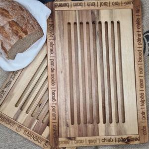 Bread cutting board made of acacia wood-Ideal for cutting bread, rolls and baguettes-Gift-Handmade-Unique