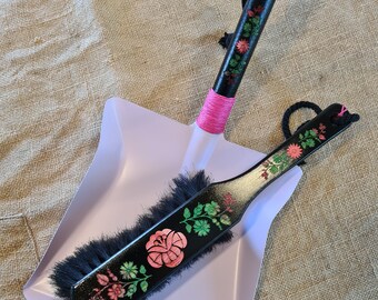 Sweeping set - Broom - Hand brush - Gift to move in - Handmade - funny - Gift idea - Unique pieces - Wedding gift - personalized