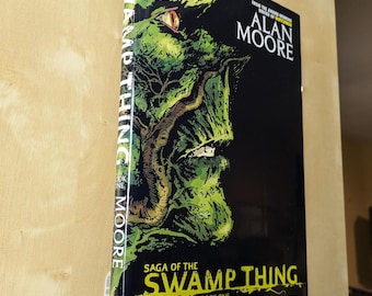 Graphic Novel Wall Mount Display Shelf for Large Comic Books, Graphic Novels, Encyclopedias, and other Hardbacks, Minimal Heavy Duty