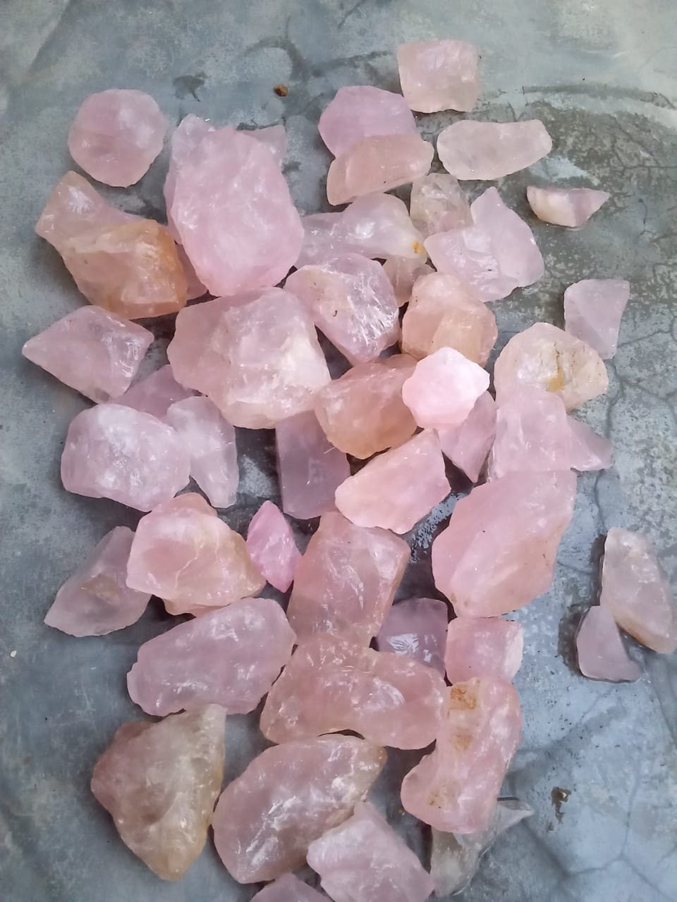 Natural Rose Quartz Raw Crystal Rose Quartz Rough Stone Rose Etsy