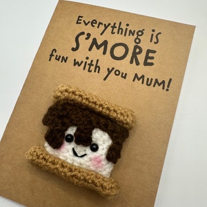 Carte d'anniversaire pour la fête des mères - Crochet - Kraft - Everything Is S'more Fun With You Mum - S'mores Smores - Mummy Mama Grandma Nan Nana Nounou