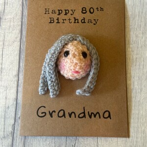 Tarjeta de cumpleaños - Tarjeta de crochet - Tarjeta Kraft - Tarjeta de nombre personalizada - Tarjeta de caricatura personalizada