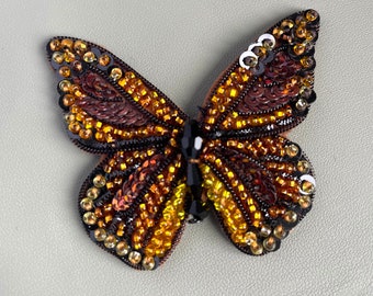 Monarchvlinder kralen broche, geborduurde broche, vlinderspeld, bruine vlinder, cadeau voor haar, best verkochte artikelen, kristallen broche