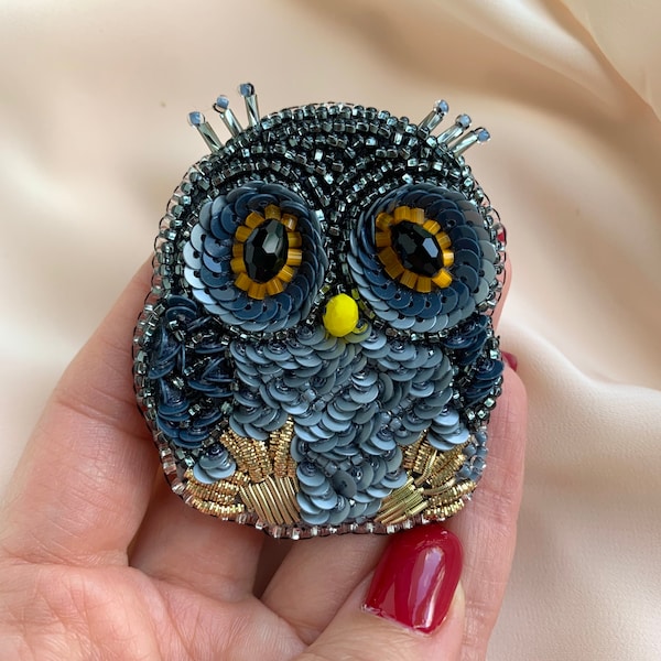Beaded brooch owl. Hand-embroidered forest bird brooch. Beaded jewelry. Handmade brooch owl. Best selling items handmade. Christmas gift