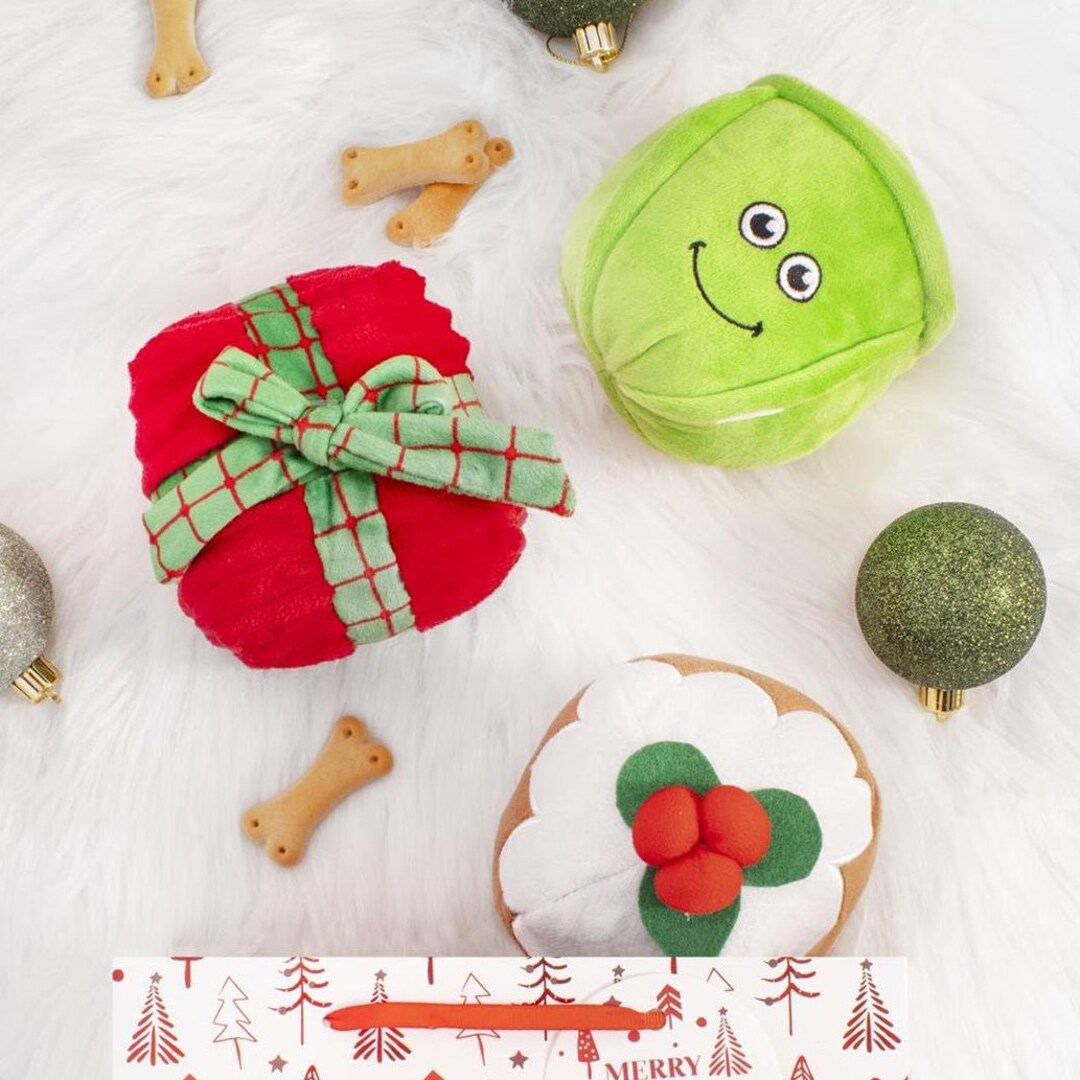 Pack of 3 Plush Christmas Dog Toys Squeaker Pet Gift Pudding Sprout