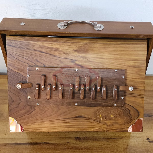 Shriji Shruti Box Reines Teakholz Holztasten 440hlz und 432hlz Sur Pete mit Tasche 40x30x3 cm Musikinstrument mit und ohne PEDAL