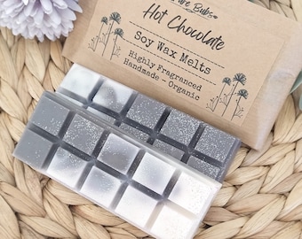 Cera de soja derretida con aroma a chocolate caliente: ecológica y con una fragancia intensa.