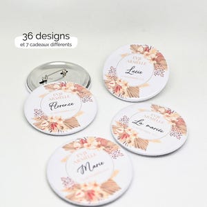 Regalo personalizado para despedida de soltera / Equipo de novias Futura novia despedida de soltera / Insignias con imán, espejo, abrebotellas, llavero / Insignia de regalo para despedida de soltera imagen 1
