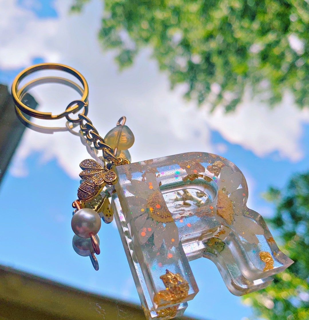 Real Flower Resin Keychain Etsy